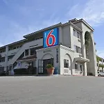 Motel 6-Bellflower, CA - Los Angeles 